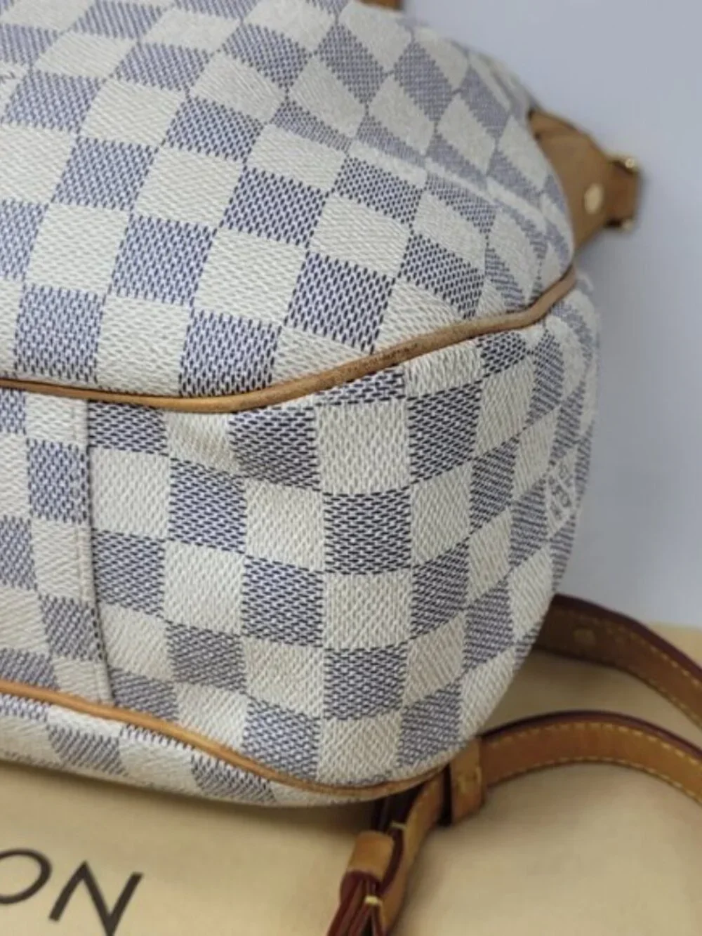 LOUIS VUITTON Damier Azur Canvas Evora MM Tote Bag